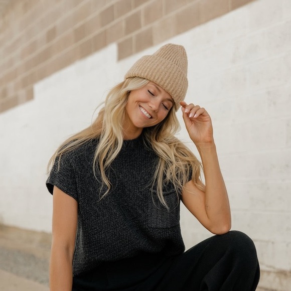 Free People Freya Short Sleeve Sweater In Black Size M - Picture 1 of 12